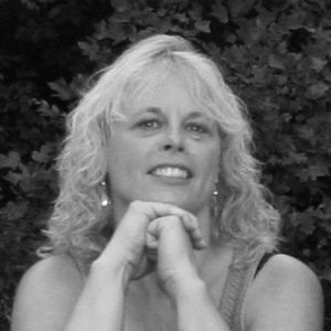 Meet your Posher, Laurie